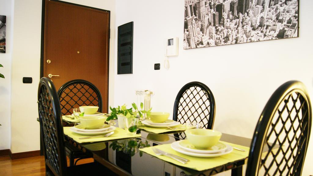 Sweet Roman Holiday Fiumicino Room photo